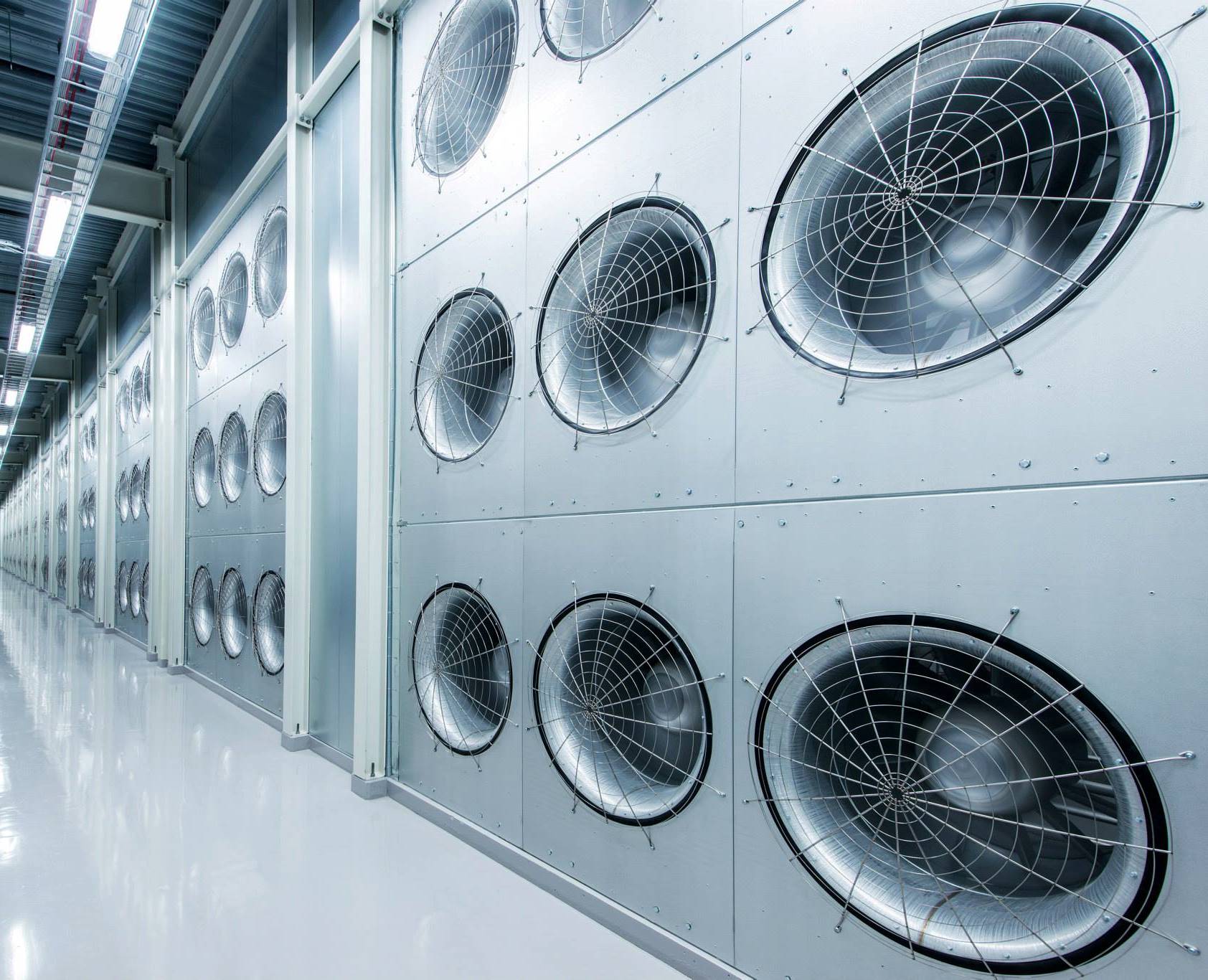 Energy-efficient industrial cooling solutions with NOVENCO ZerAx® fans